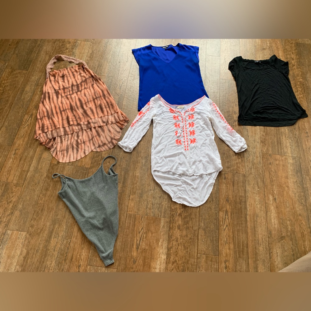 Women’s clothes bundle